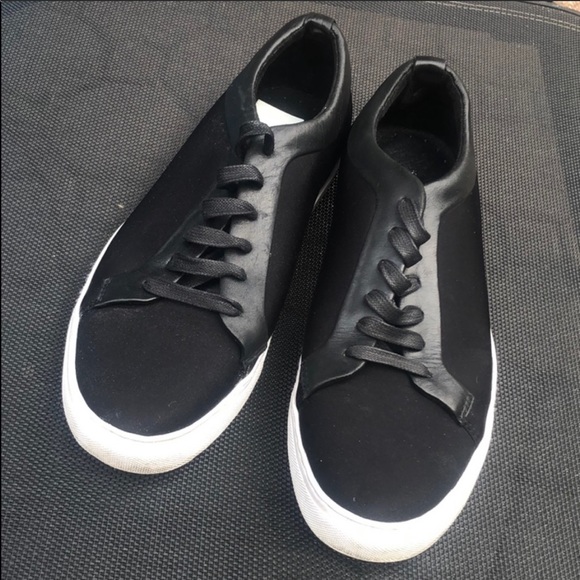 Kenneth Cole Other - Kenneth Cole Double Knot Sneakers size 9